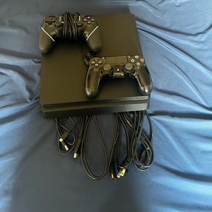 Playstation 4 Slim Console